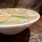 チャイナタウン - 溢れんばかりのギリギリ。