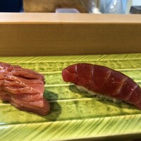 駒寿し - 赤身、中トロはアイルランド産