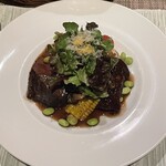 KITCHEN ぬまた - 牛肉のロースト、若鶏の赤ワイン煮&ハンバーグ