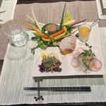 KITCHEN ぬまた - オードブル盛り合わせ（上から）