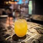 el caliente modern mexicano - ゴールドサングリア 900円