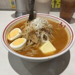 蒙古タンメン中本 - 味噌卵麺＋バター＋ウーロン茶