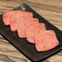 焼肉 ジャンボ はなれ - 黒毛和牛上タン