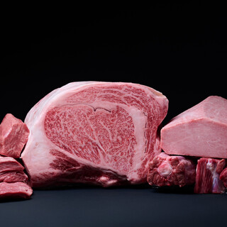 厳選したA5黒毛和牛をたっぷり堪能！