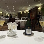 メゾン ポール・ボキューズ - 