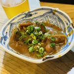 とり八茶屋 - 鶏皮の味噌煮　330円