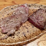 千ふく - 但馬玄 シンシン昆布締め、ヒウチの焼き加減食べ比べ(ミディアム)