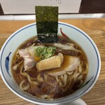 らーめん亭 ひなり竜王 - 醤油ラーメン　全景