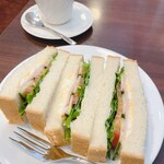 喫茶室ルノアール 六本木ラピロス店 - 