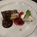 アズ フィノム - 