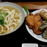 純手打ち讃岐うどん五郎 - あつあつ大　とり天・昆布天・ちくわ天・辛味大根