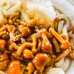 ヨコクラうどん - なめこおろしぶっかけ