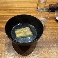 AKAI - 