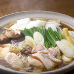 Kitashinchi Unoan - 地鶏のすき焼きは、しょうゆだしベースの甘辛味。珍しい鶏の心つなぎ入り。