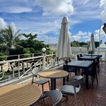 シーサイドガーデン波の上 - 