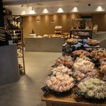 クリオロ - 店内全景