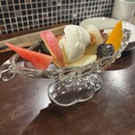 Fruits Bistro SABLIER - 