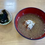 東光 - サービスの昆布と蟹汁