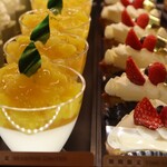 クリオロ - ケーキショーケース