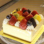 クリオロ - ホールケーキ