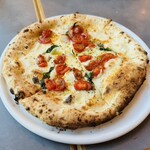 ピッツェリア イゾラ - ナポレターナ