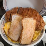 食事処 酒処 富士かつ - カツの厚み