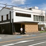 山がや - 店の外観