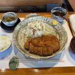 自然坊 - 数量限定　リブロースかつ（2025年9月21日撮影）