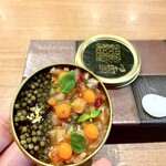 Restaurant Honjin - ② キャビア　
            ・アボカドのフォンダン、サーモンのタルタル、
            　卵黄のコンフィ、キャビア