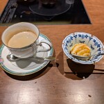 博多水炊き・鶏すき鍋 西新初喜 - 