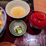 博多水炊き・鶏すき鍋 西新初喜 - 