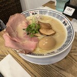 ラーメン・まぜそば SiO Style - あさりＳｉＯラーメン +サービス半熟玉子 ¥1,100