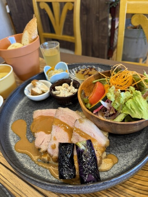 Cozy Garden Cafe Azalea photo 2