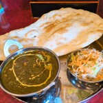 ナンダ インディアン ダイニング - 