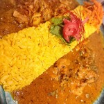 スパイシーカリーハウス半月 - 