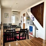 フラミンゴ - イートインスペース（2階もあるようです）