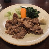ざくろ 銀座店 - 牛ロースバタ焼　