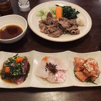 ざくろ 銀座店 - 牛ロースバタ焼、刺身三種盛り