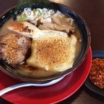 雷一家 - 淵野辺ブラックラーメン870円