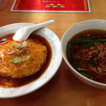 中国料理豊彩 - 天津飯 台湾ラーメンセット
700円のランチです☆