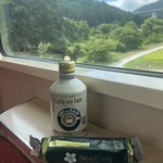 ニューデイズ - ドリンク写真:カフェ・オ・レ＆アーモンドクッキー　¥372
