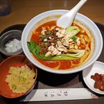 四川料理 川覇王 - 麻辣刀削麺セット850円税込