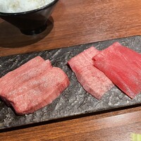 和牛焼肉やくにく 徹 - 