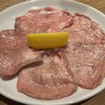 黒毛和牛とホルモン 焼肉 Meet to Meat - 