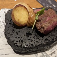 ダイナミックキッチン＆バー 響  新宿サザンタワー店 - 和牛ステーキ