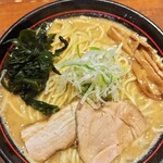 らーめん　円満 - みそラーメン(@880)+大盛無料