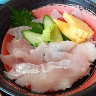 市場の食堂 金目亭_1