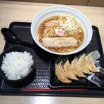 炙ラーメン 明 - 