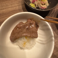 焼肉うしごろ 新宿三丁目店 - 
