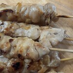 やきとり 一休 - 鶏もも串 130円×4！